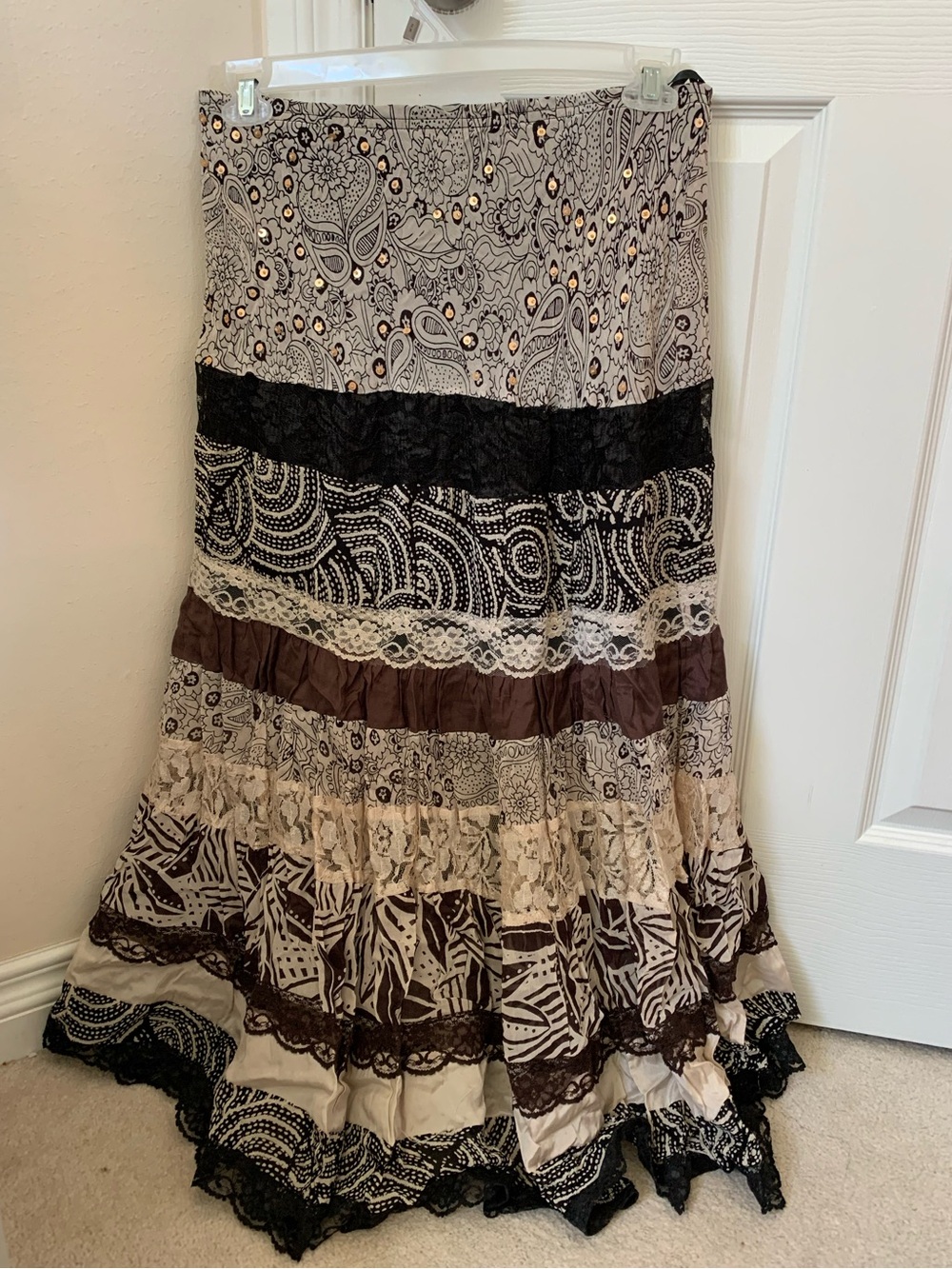 Bohemian Tiered Lace Maxi Skirt - Brown & Cream